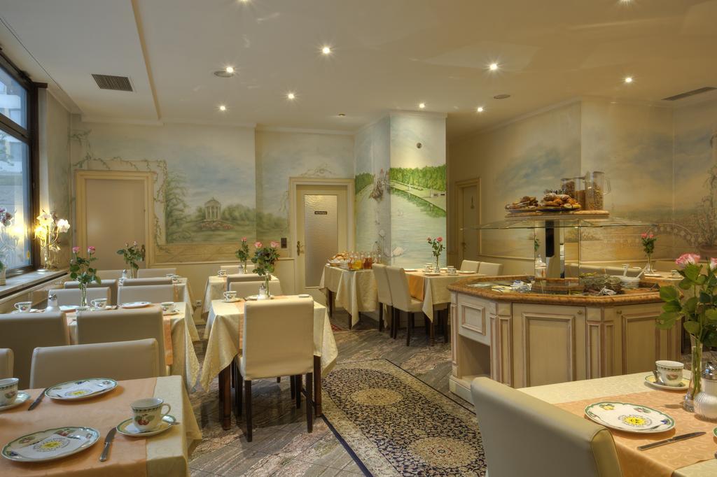 Condor Hotel Munich